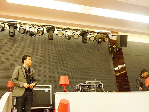 美動華人-安裝現(xiàn)場